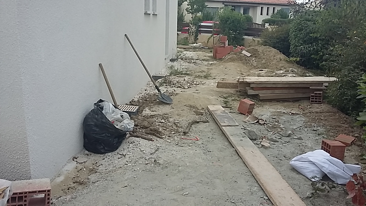 Comment réhabiliter un jardin après un chantier ?