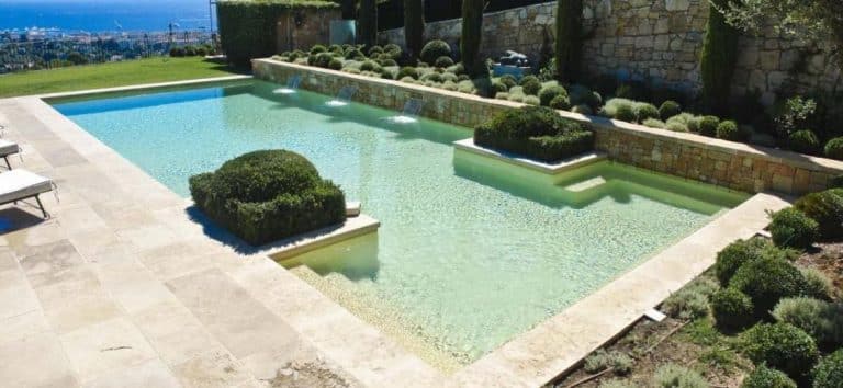 Comment choisir un bon emplacement pour sa piscine ?