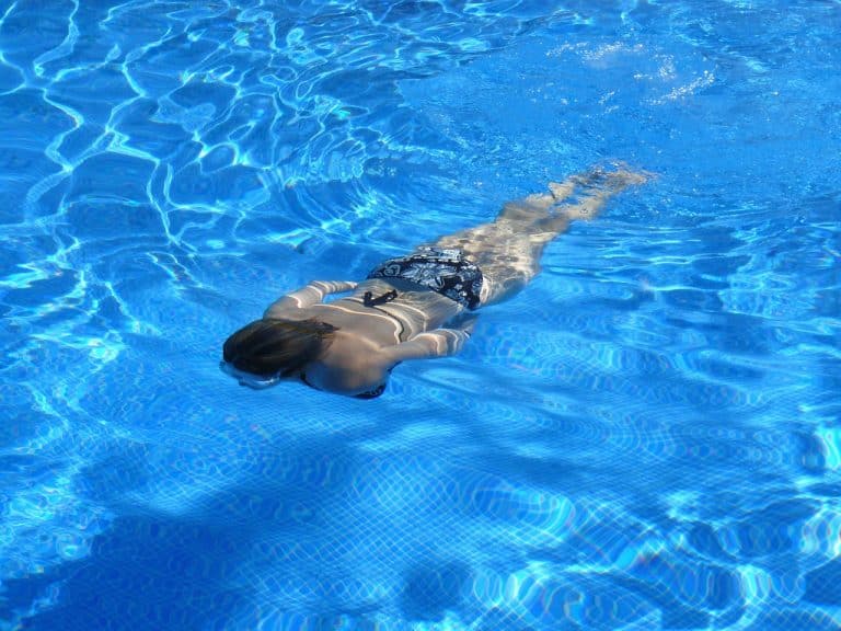 Comment tester avec précision l&rsquo;eau de votre piscine